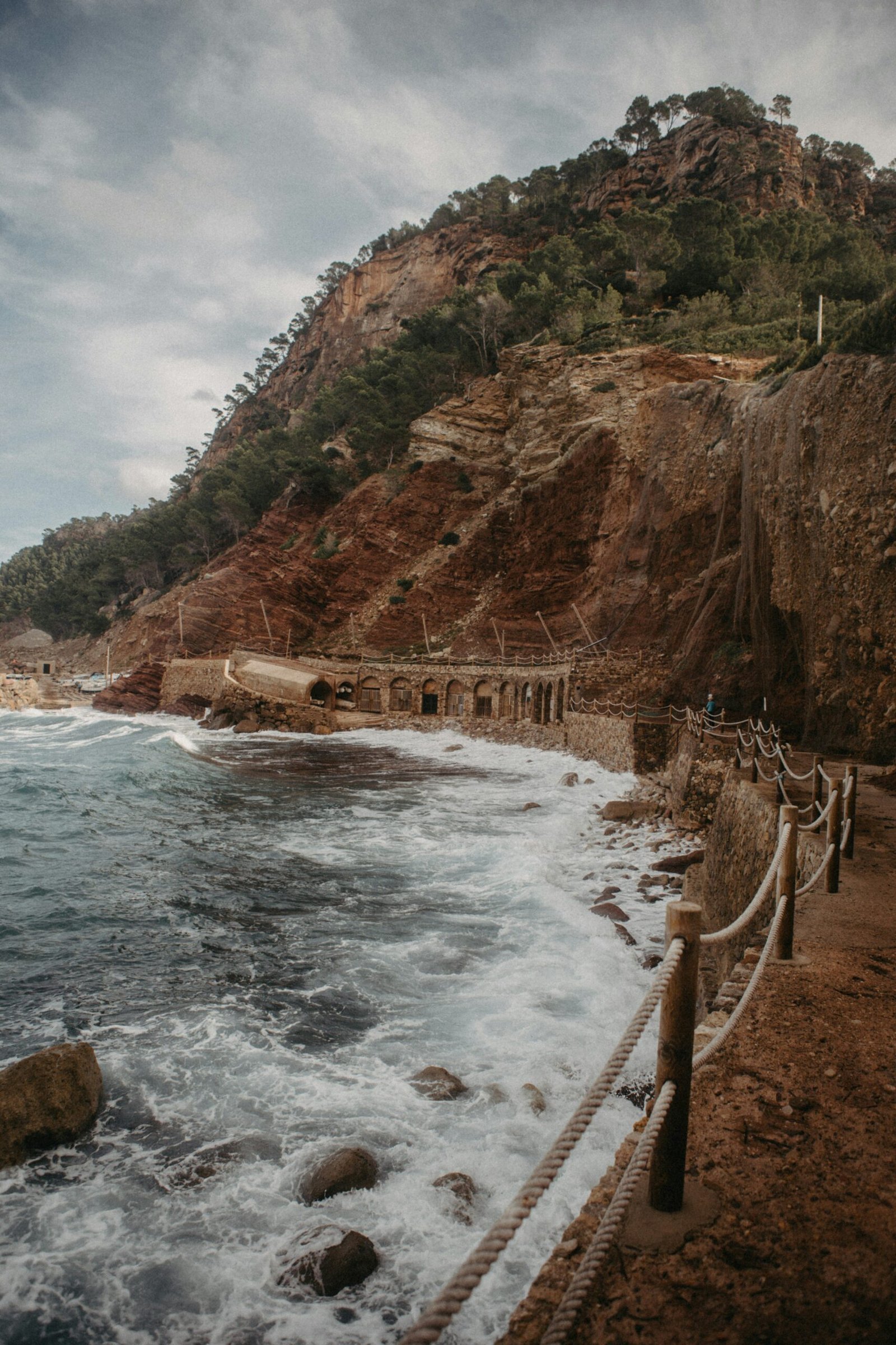 A view of a rocky beach next to the ocean